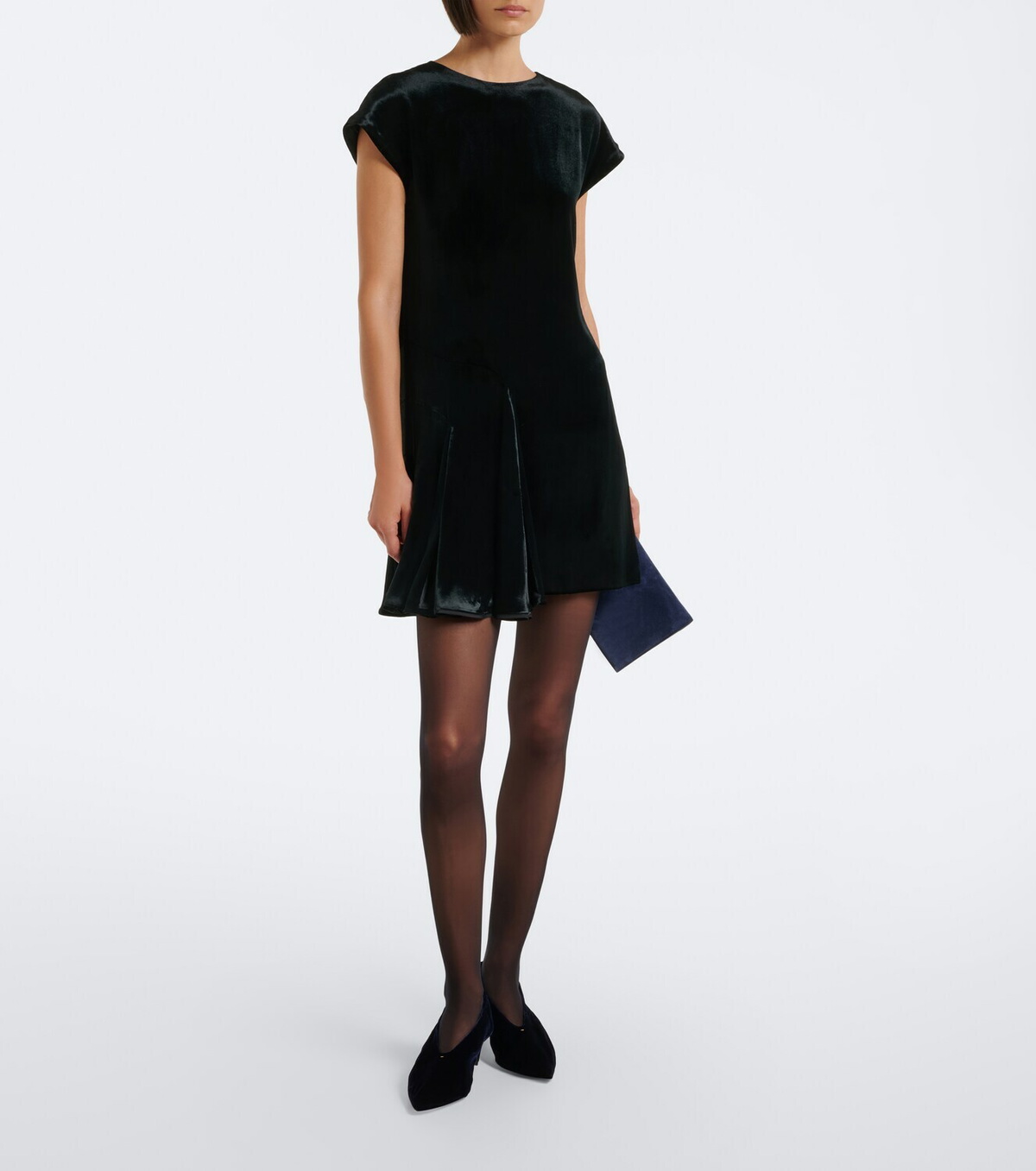 Khaite Miriam velvet pumps