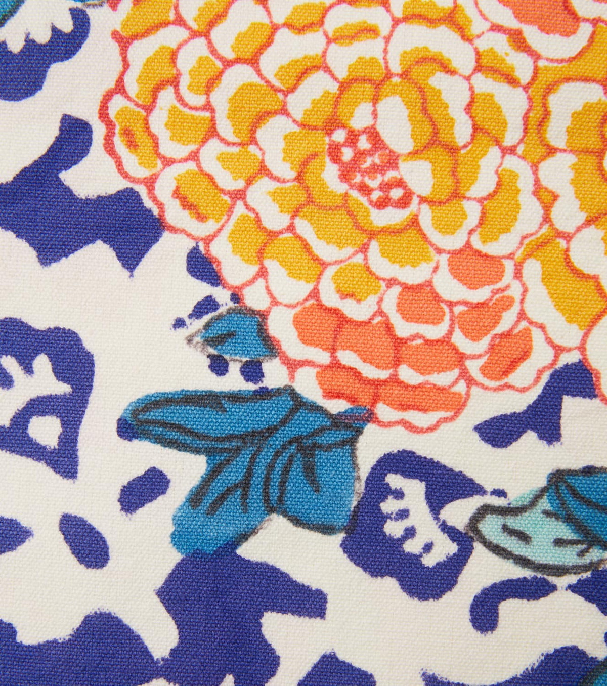 Lisa Corti Arabesque Corolla cotton table runner