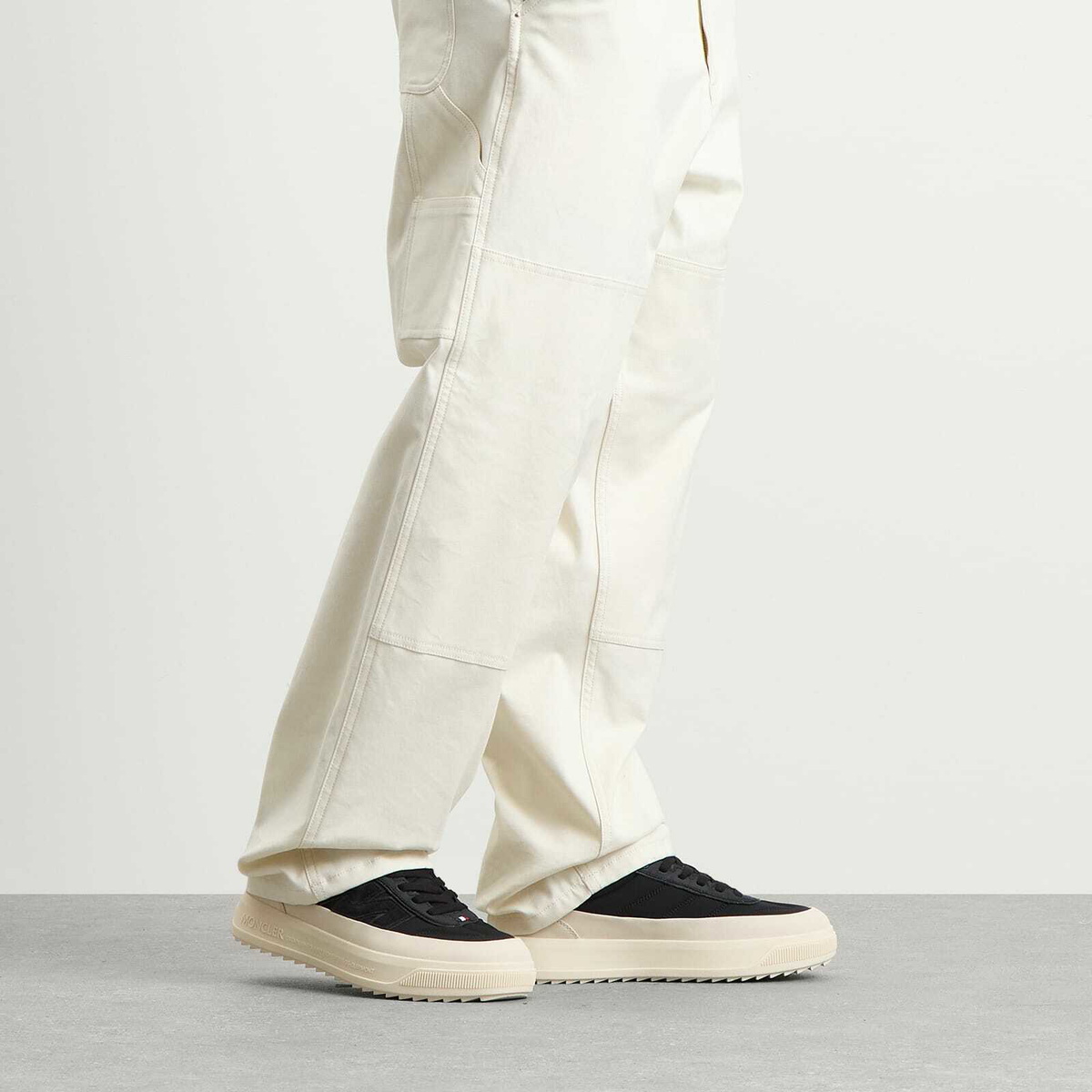 Moncler Men's Monpulse Low Top Sneakers in Black