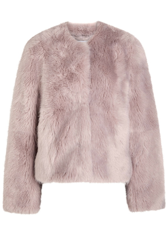 Photo: Stand Studio Halle Faux fur Jacket Light Pink