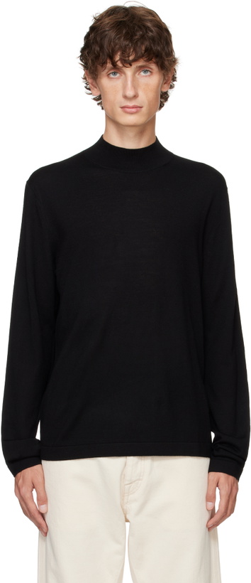 Photo: Tiger of Sweden Black Tern Sweater