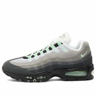 Nike Air Max 95 OG Sneaker in Black/Mint/White