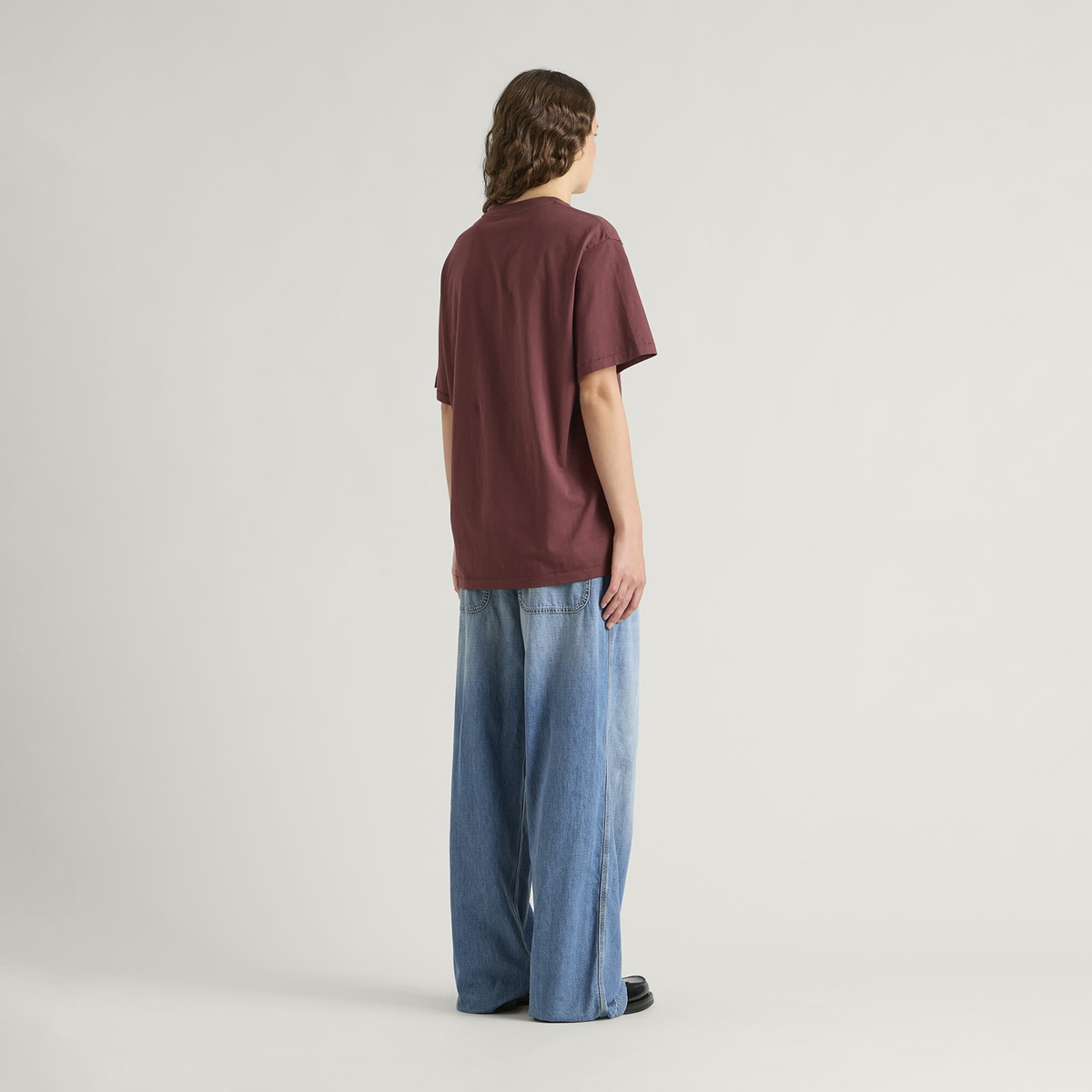 END. Mono T-shirt in Oxblood