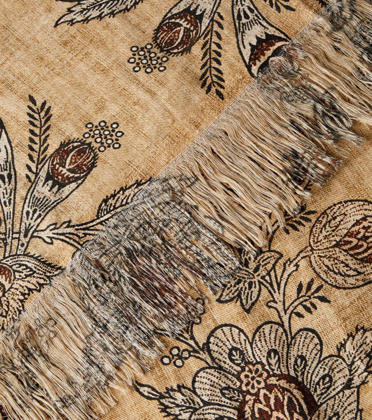 The House of Lyria Tormento floral linen tablecloth