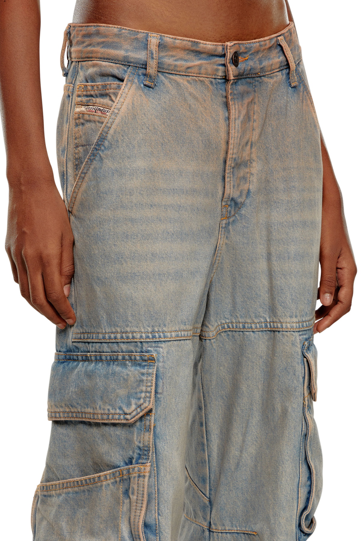 Diesel Relaxed Jeans - 1996 D-Sire - Jeans Womens in Blue Diesel