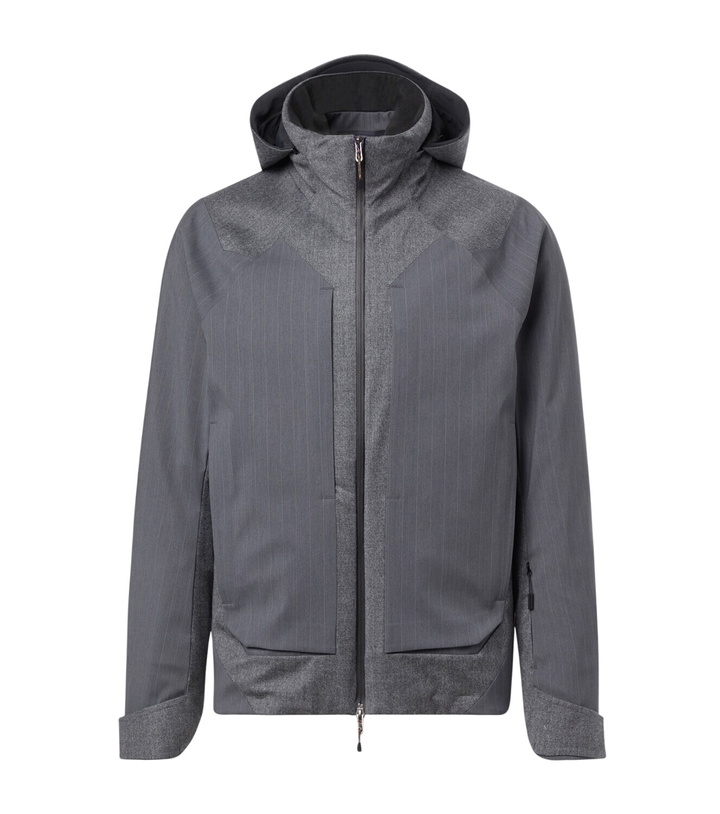 Photo: Sease Trace 2.0 pinstripe down jacket
