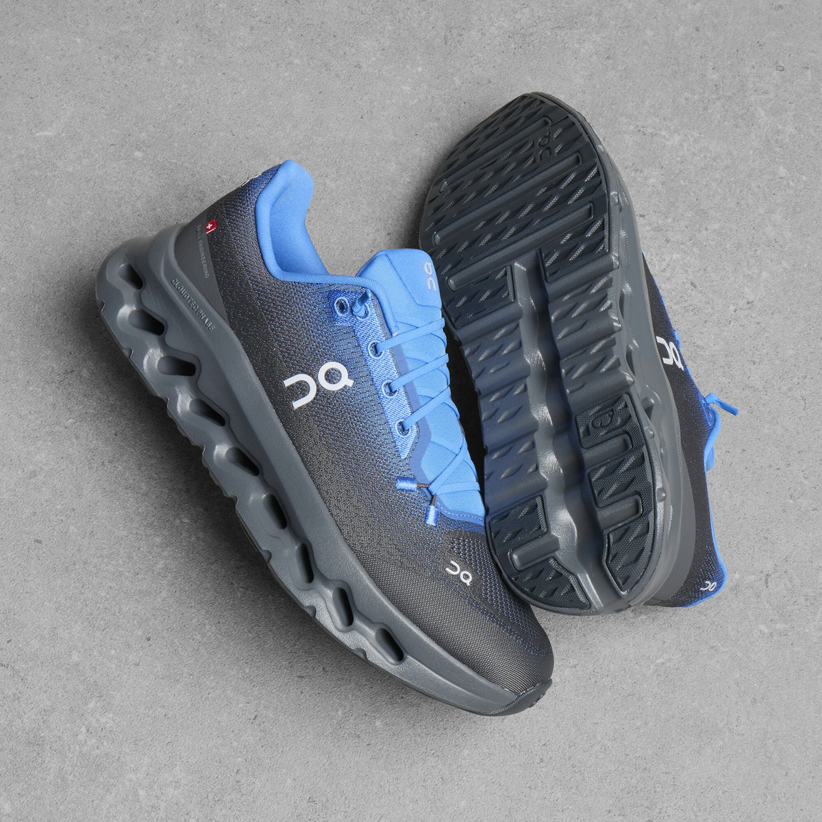 ON Men's Cloudtilt Sneaker in Eclipse/Jay