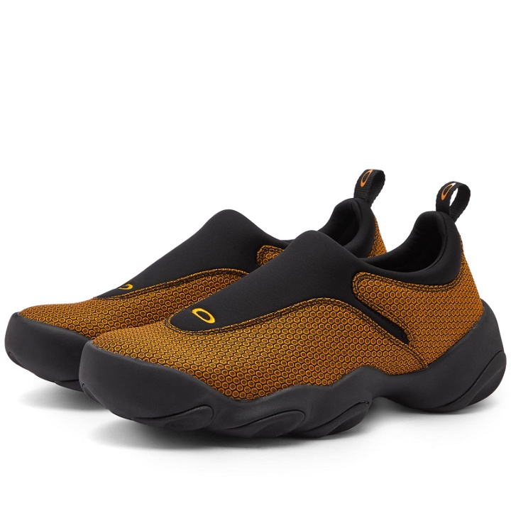 Photo: Oakley Men's Factory Team Jacquard Flesh Sneakers in Yellow/Black