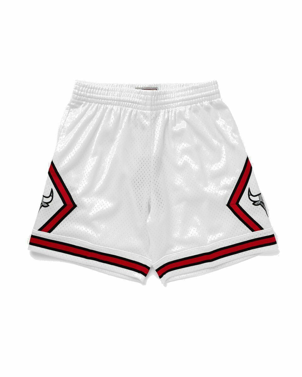 Photo: Mitchell & Ness Nba Cracked Cement Swingman Short Bulls 1997 White - Mens - Sport & Team Shorts