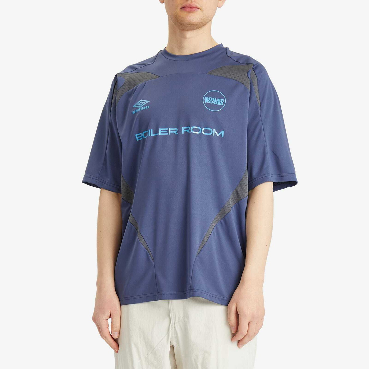 未使用 Boiler Room x Umbro Football Jersey Blue Boiler Room x Umbro Football Shirt - Boiler Room