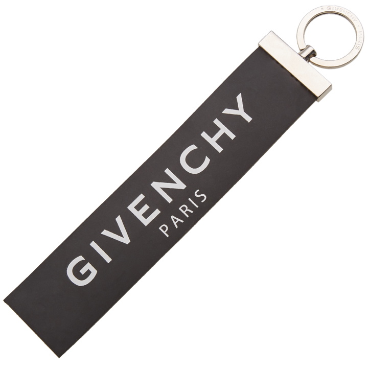 Photo: Givenchy Logo Keyring