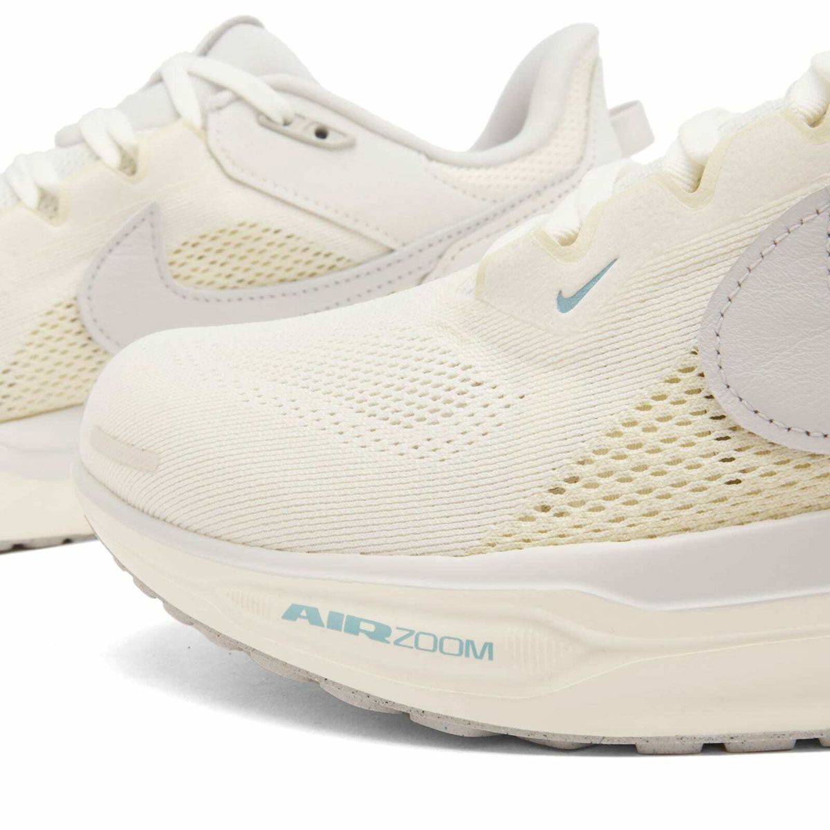 Nike Running Nike Air Zoom Pegasus 41 SP Sneaker in Ivory