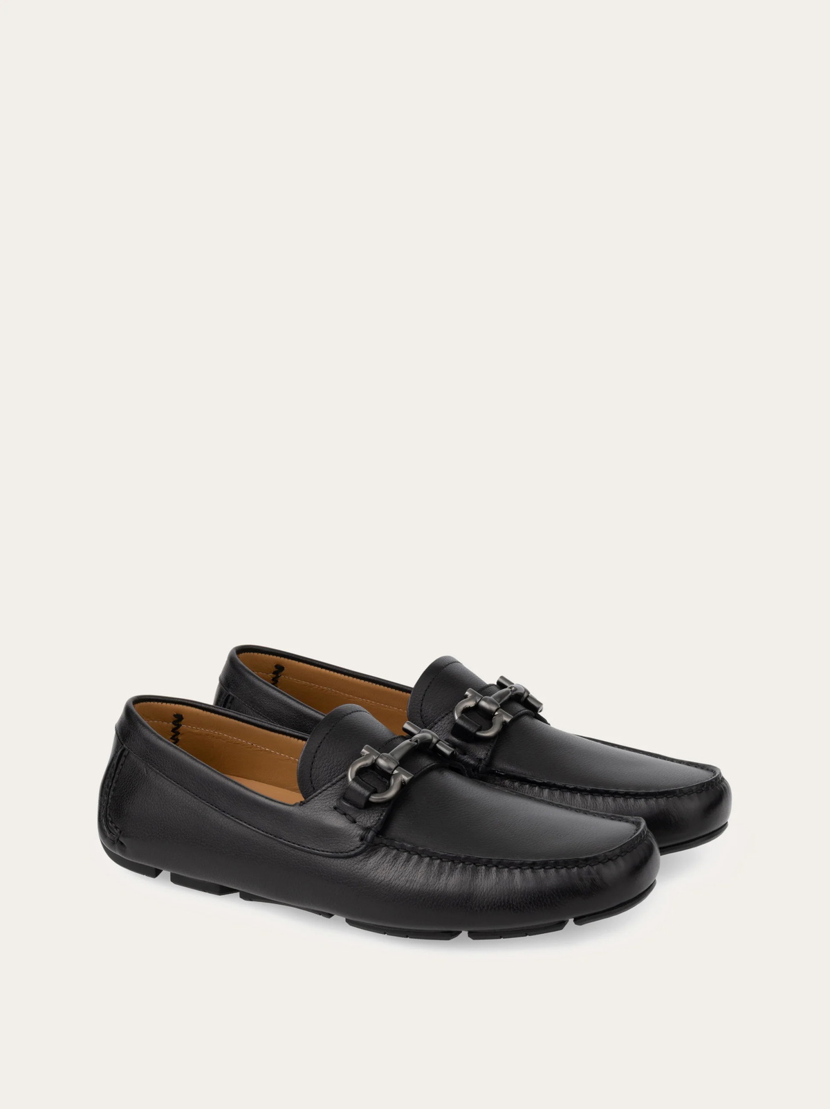 Ferragamo Mens Gancini ornament driver in Black