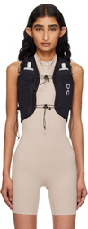 On Black Ultra Pro Vest