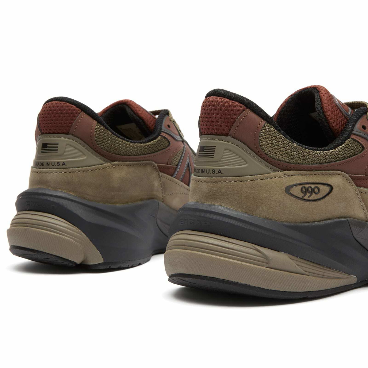 New Balance 990v6 Sneaker in Dark Camo