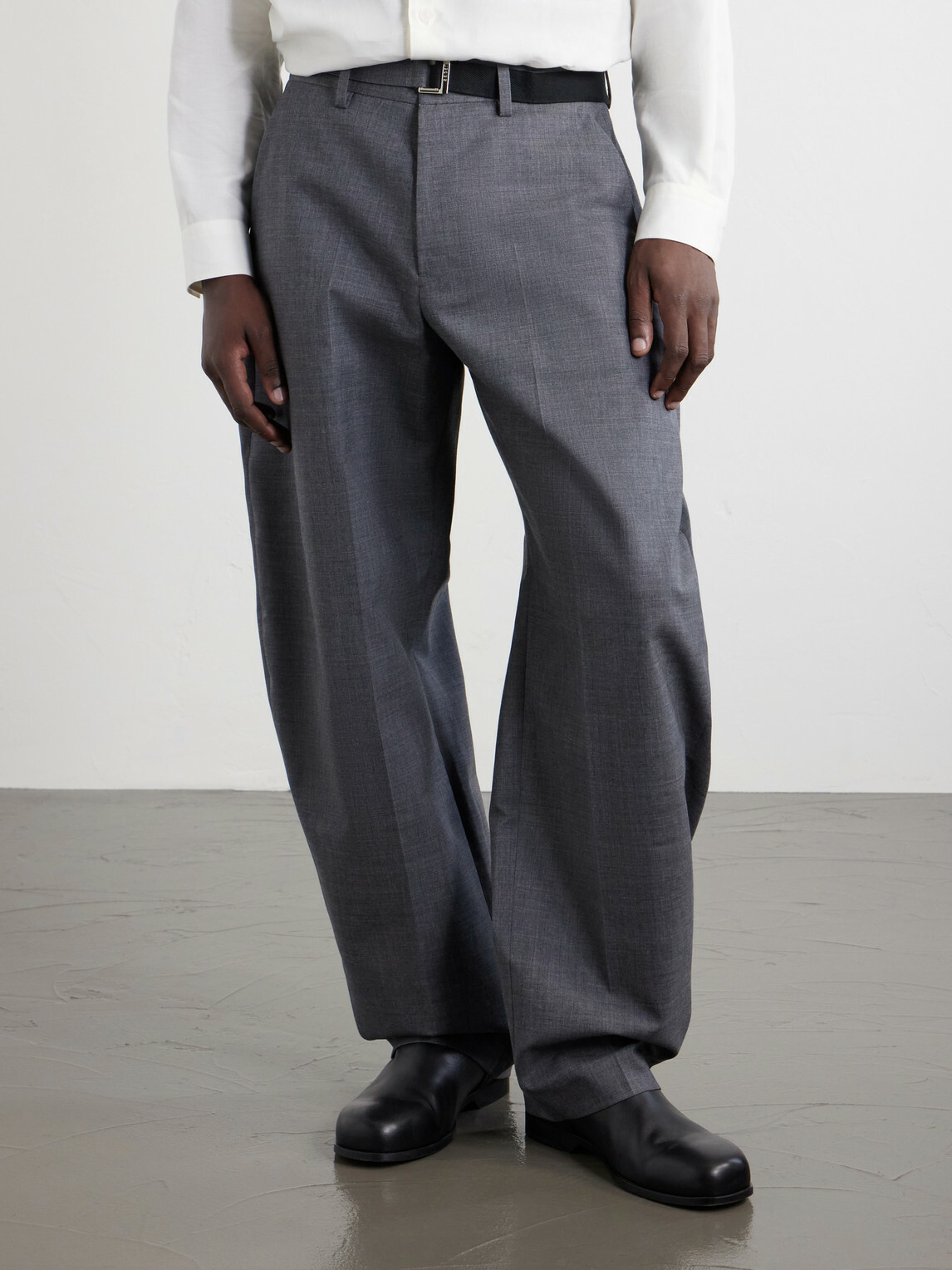 Sacai - Barrel-Leg Belted Woven Trousers - Gray