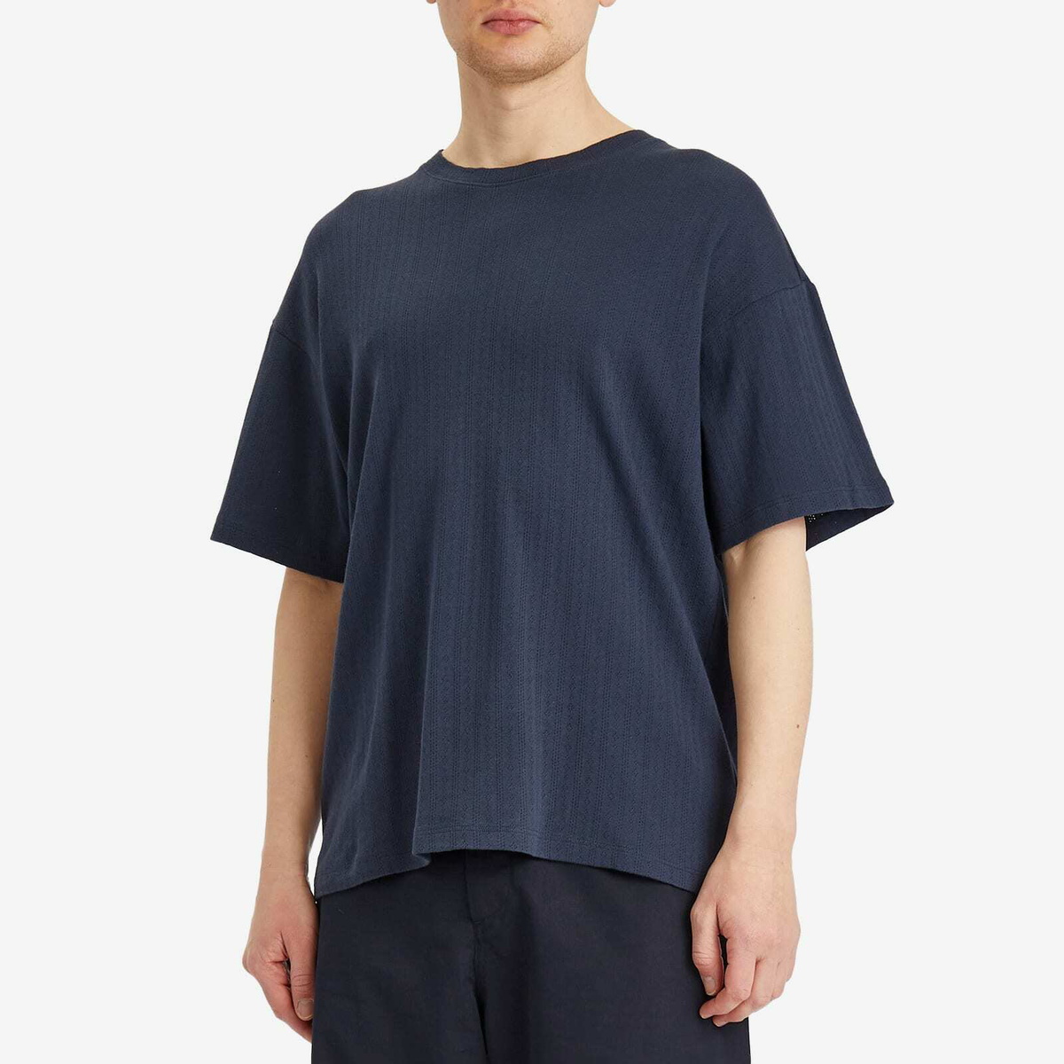 A Kind of Guise Men's Tador T-Shirt in Dark Iris
