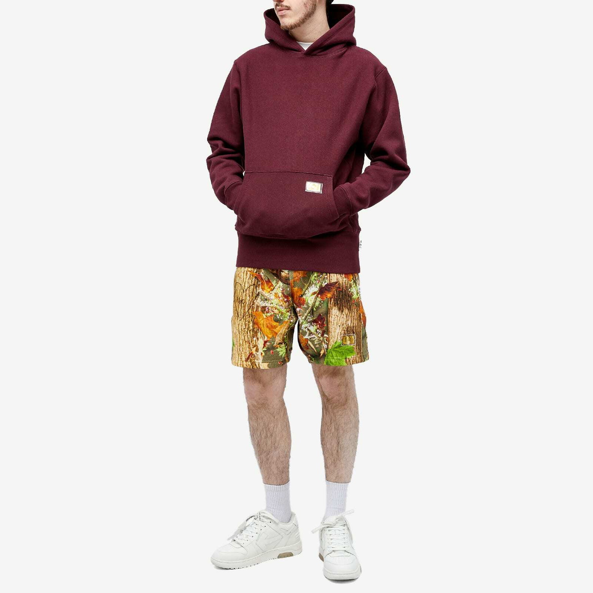Advisory Board Crystals Men's 123 Popover Hoodie in Port