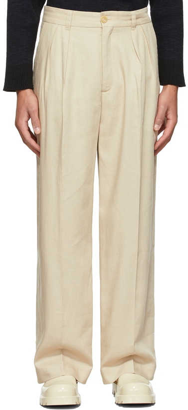 Photo: Jacquemus Beige 'Le Pantalon Mela' Trousers