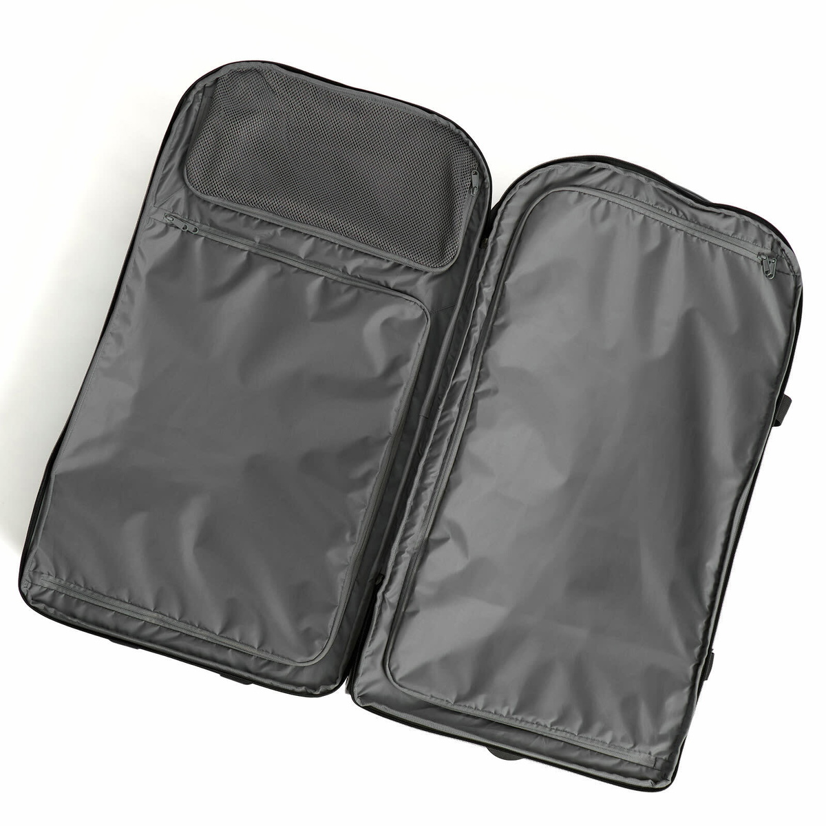 Eastpak Transit'r Pro Luggage Case - Large in Black Pro Coated 