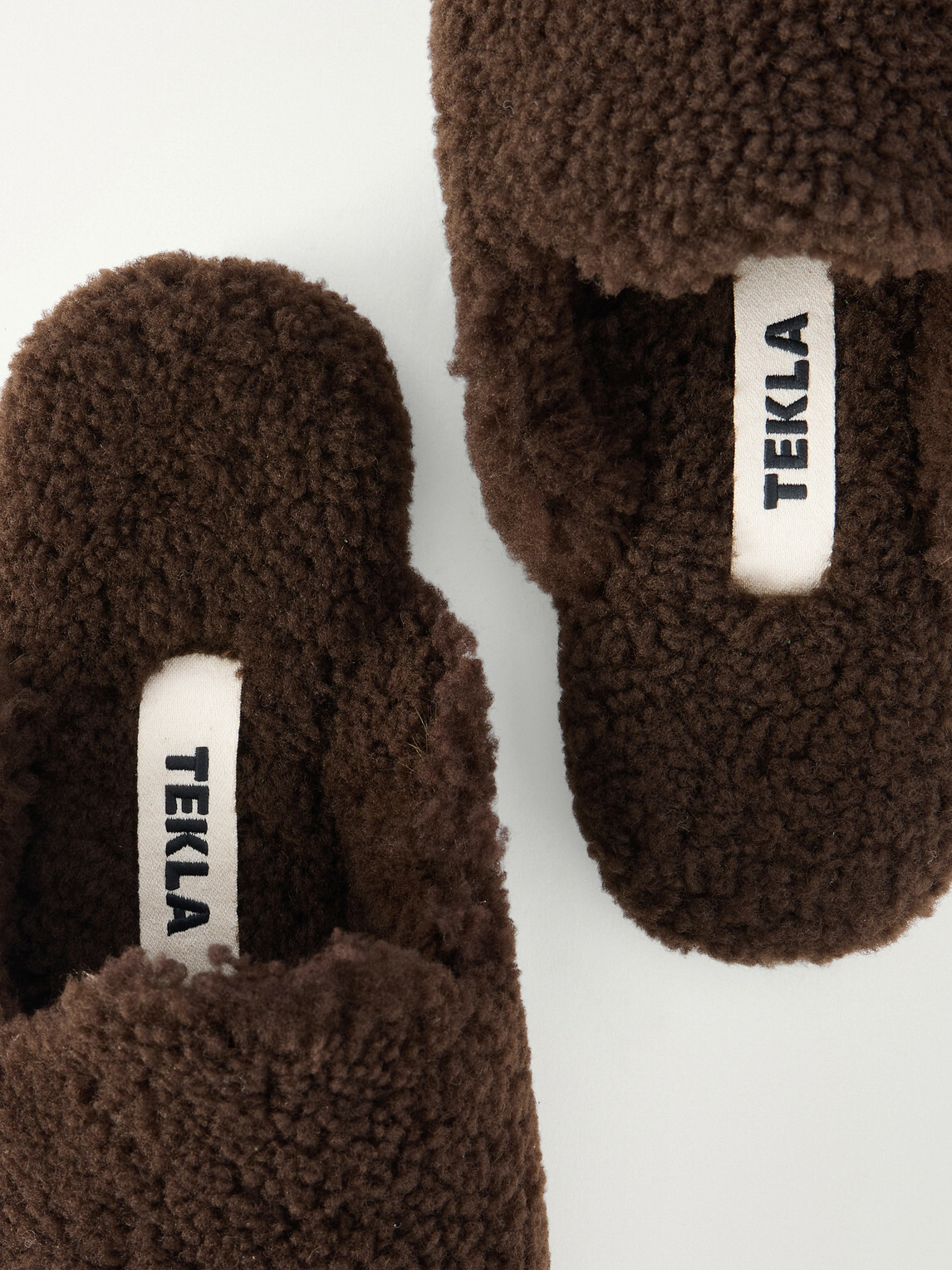 TEKLA - Shearling Slippers - Brown