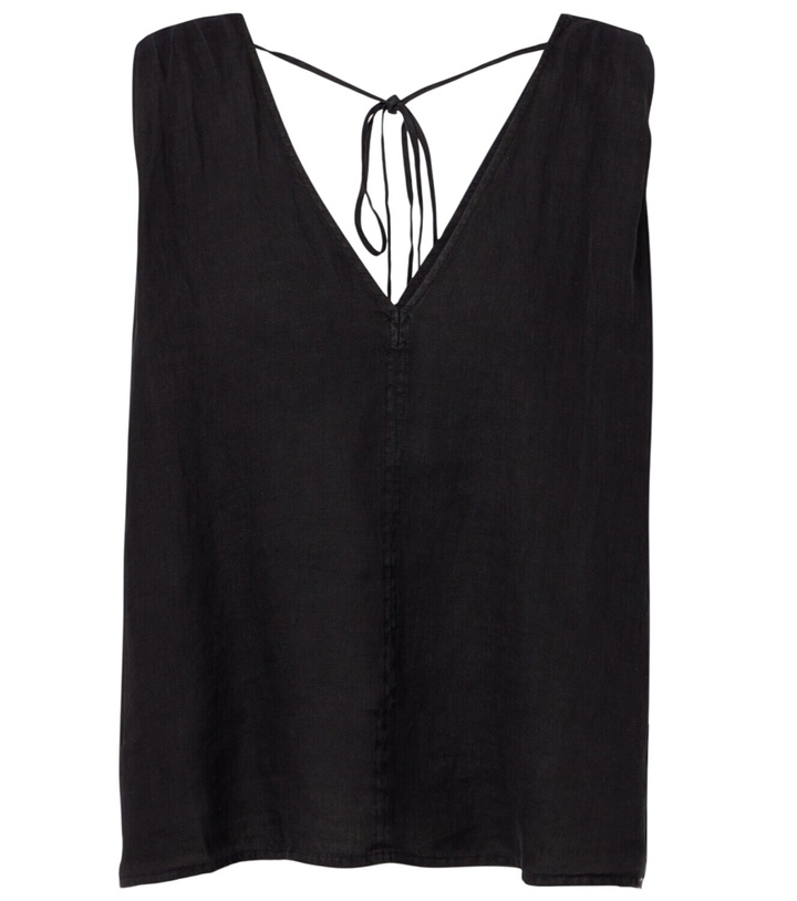 Photo: Velvet Renna linen top