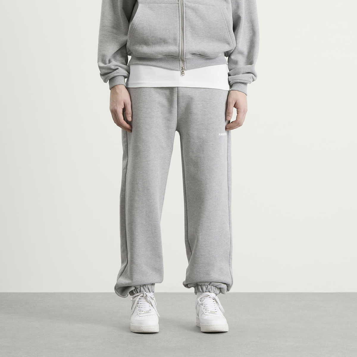 ANNIE HOOD Men's Mini Logo Cuffed Joggers in Marl Grey