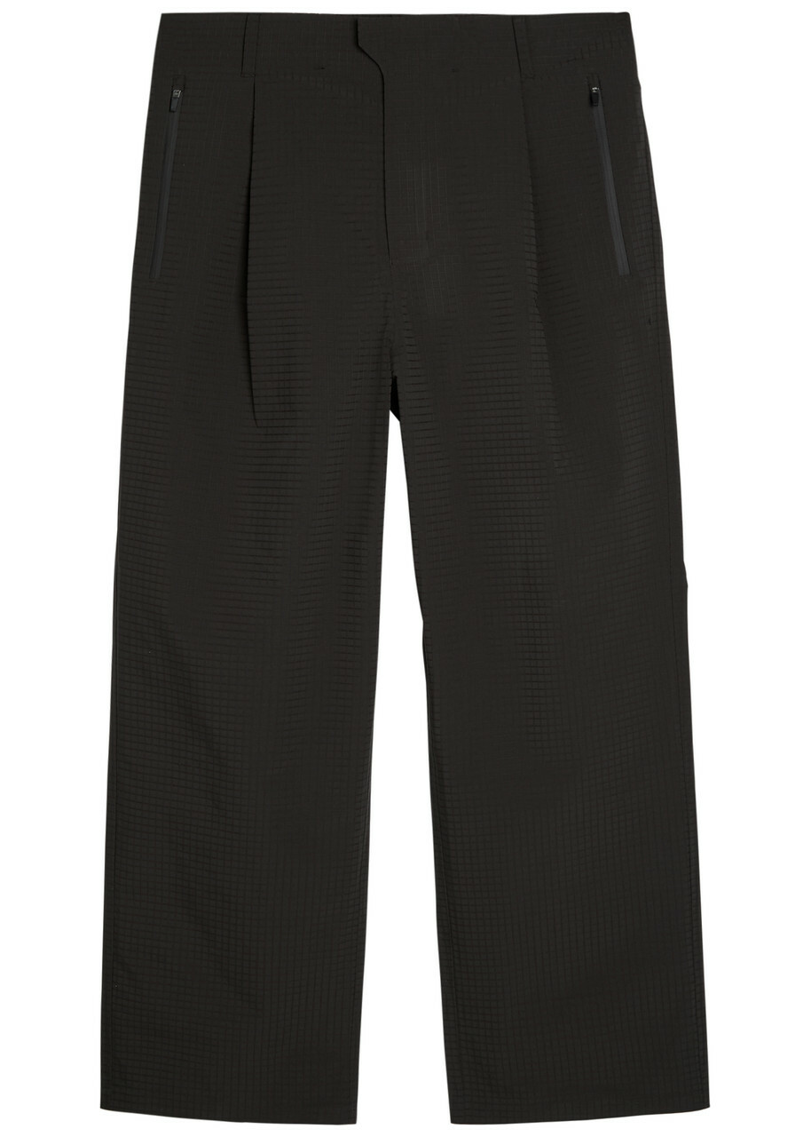 Hiking Patrol Waypoint Pleated Ripstop Trousers Black