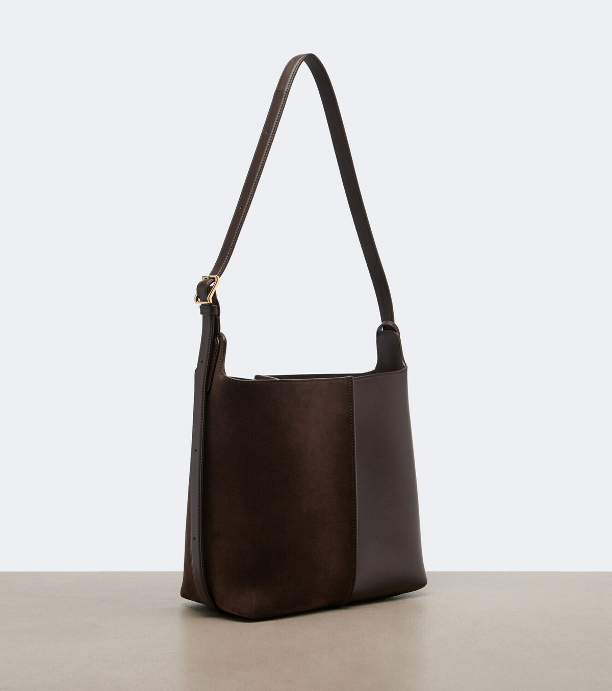 Loewe Bilbao Medium leather bucket bag