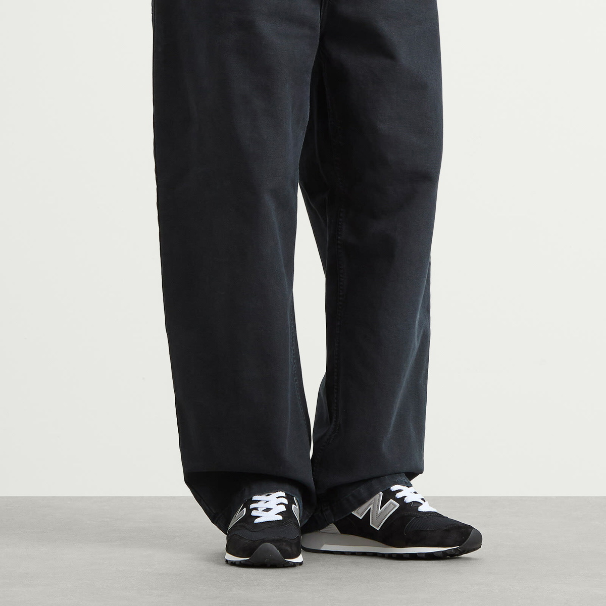 New Balance 1300 Sneaker in Black/Raincloud
