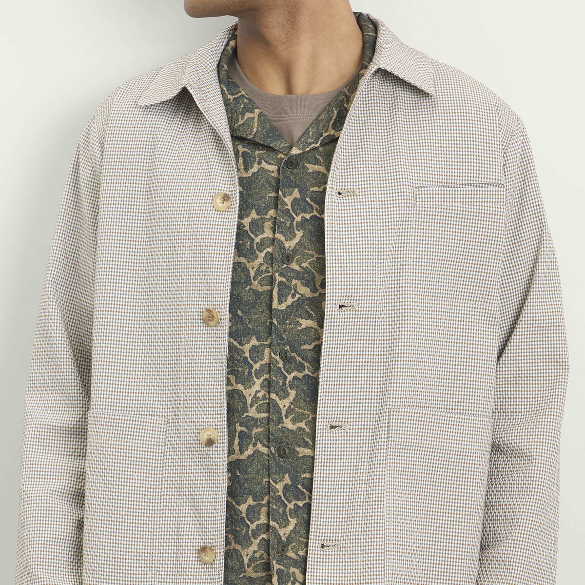 Kestin Men's Seersucker Huntly Jacket in Brown Mini Check
