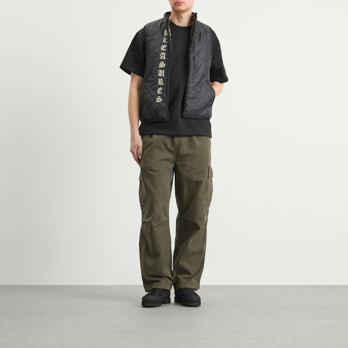 Pleasures Men's Felis Reversible Vest in Camo/Black