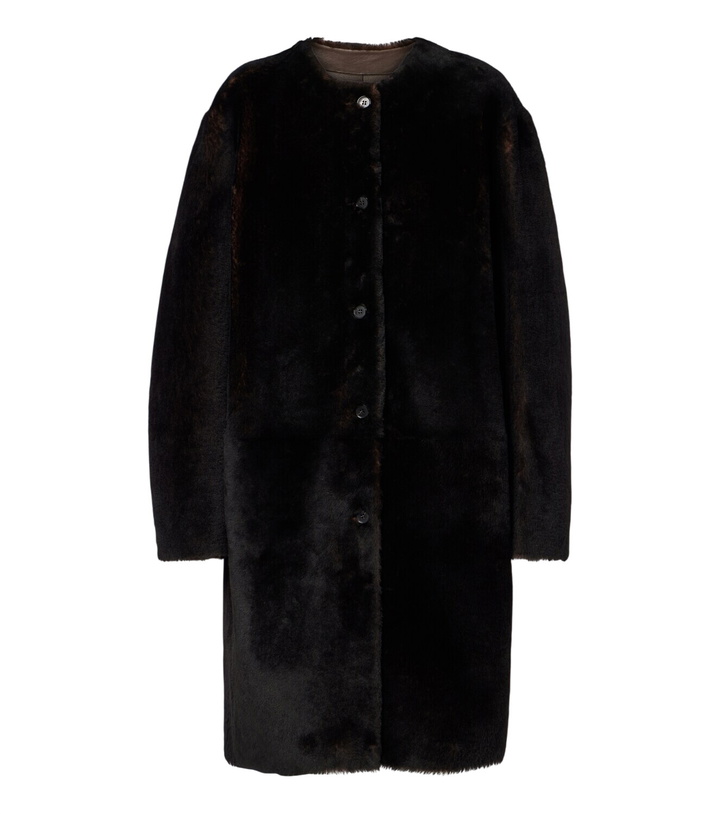Photo: Loulou de Saison Elba reversible shearling coat