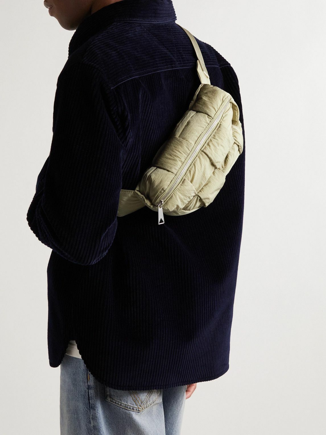 ショルダーバッグ Bottega Veneta Nylon Oversize Belt Bag Bottega Veneta Green Nylon Jacquard Belt Bag | Yoogi's Closet
