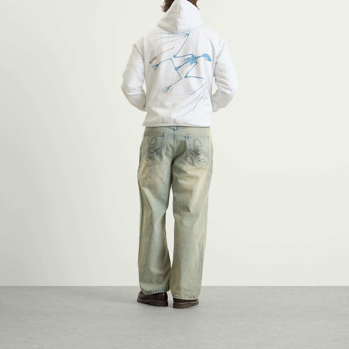 Butter Goods Men's Nocturnal Hoodie in Ash