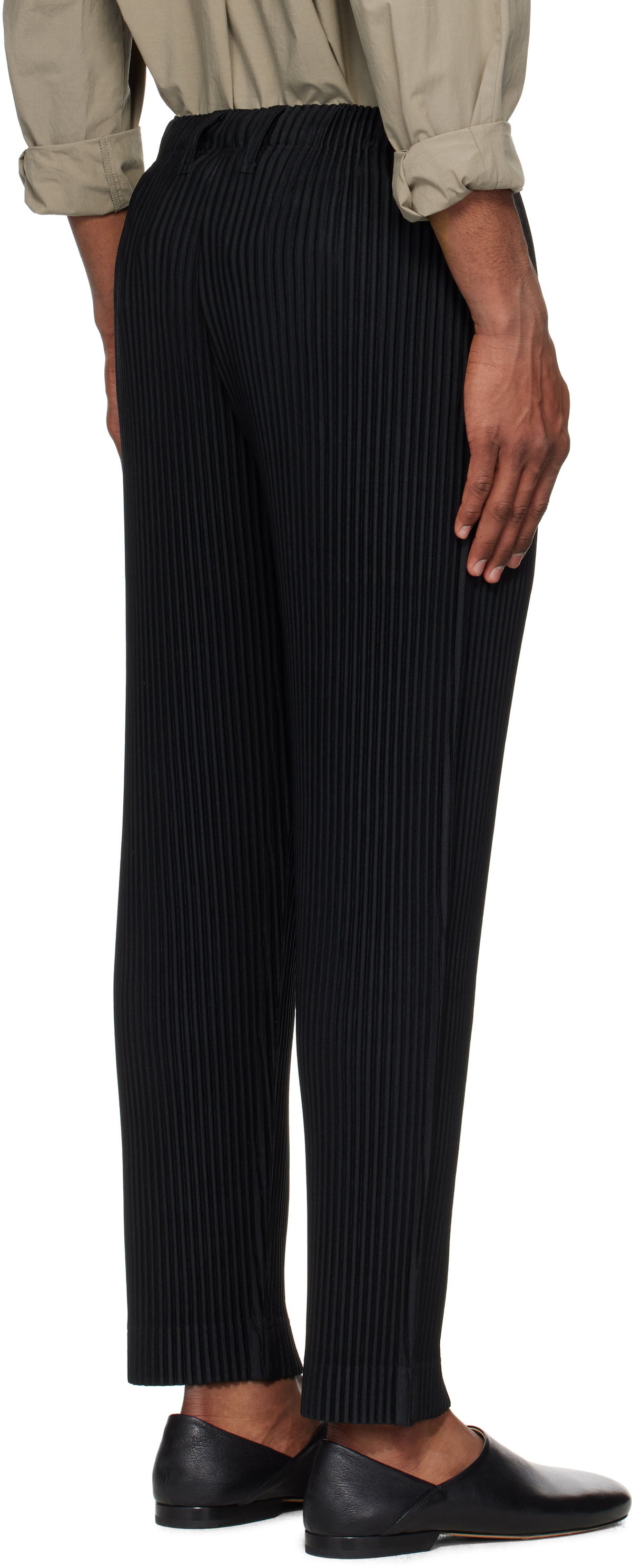 HOMME PLISSÉ ISSEY MIYAKE BASICS BLACK Basics Pleated Trousers in