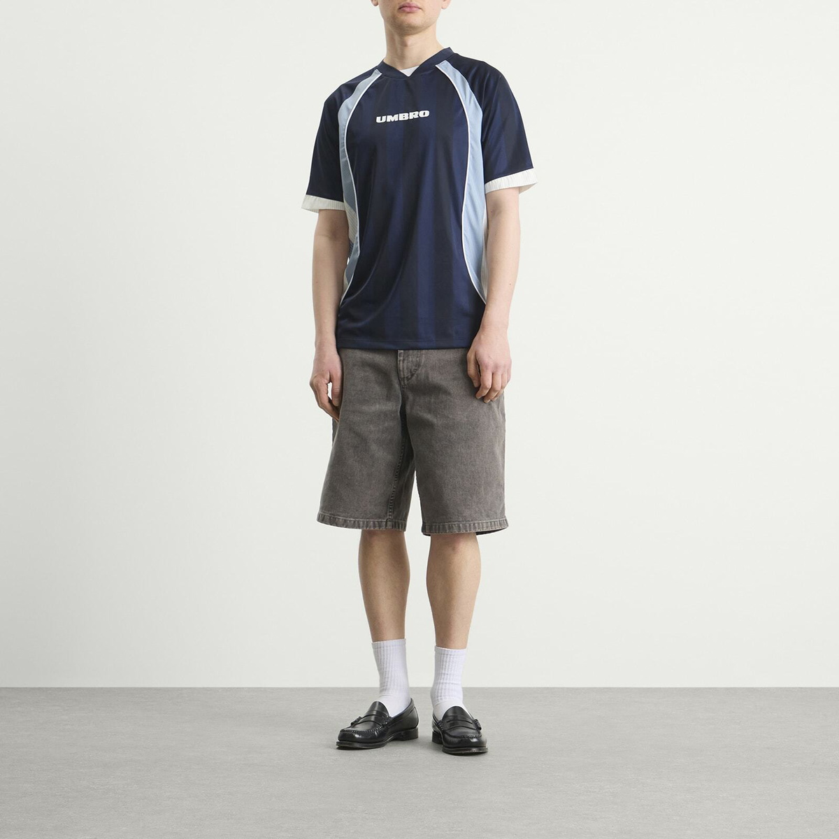 Umbro Men's Panelled Raglan Shirt in Baritone Blue/Brilliant White/Blue Fog