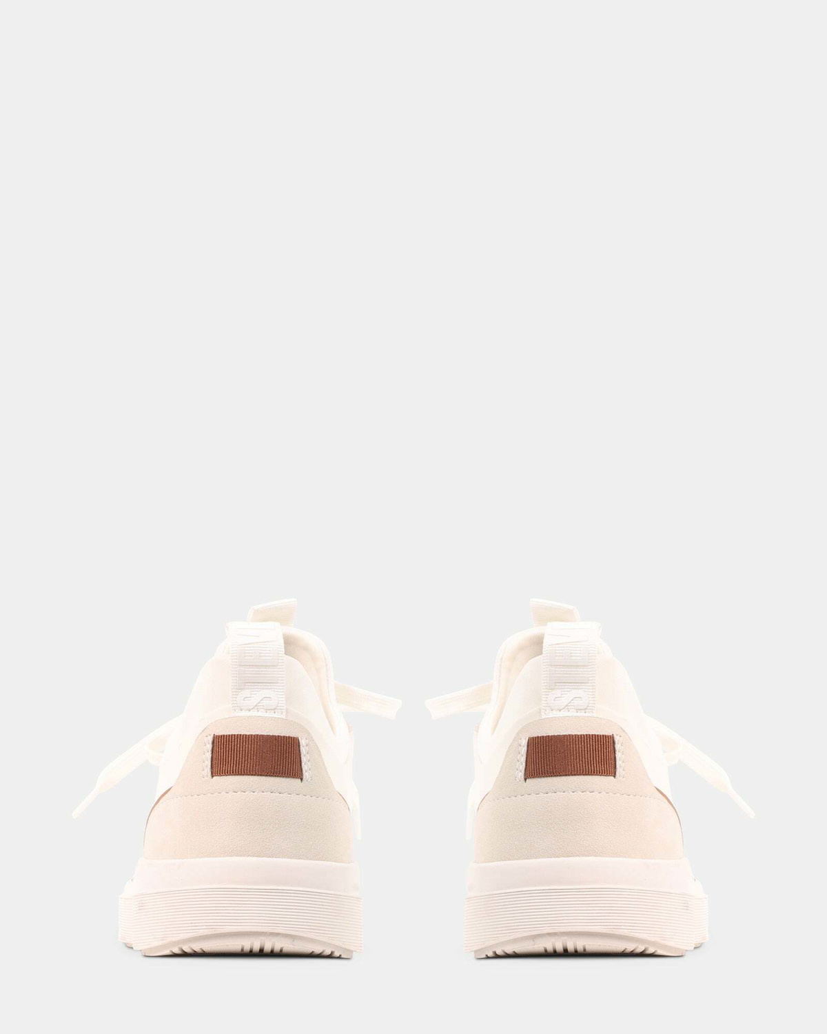 Steve Madden Octavio Sneakers in White Nubuck