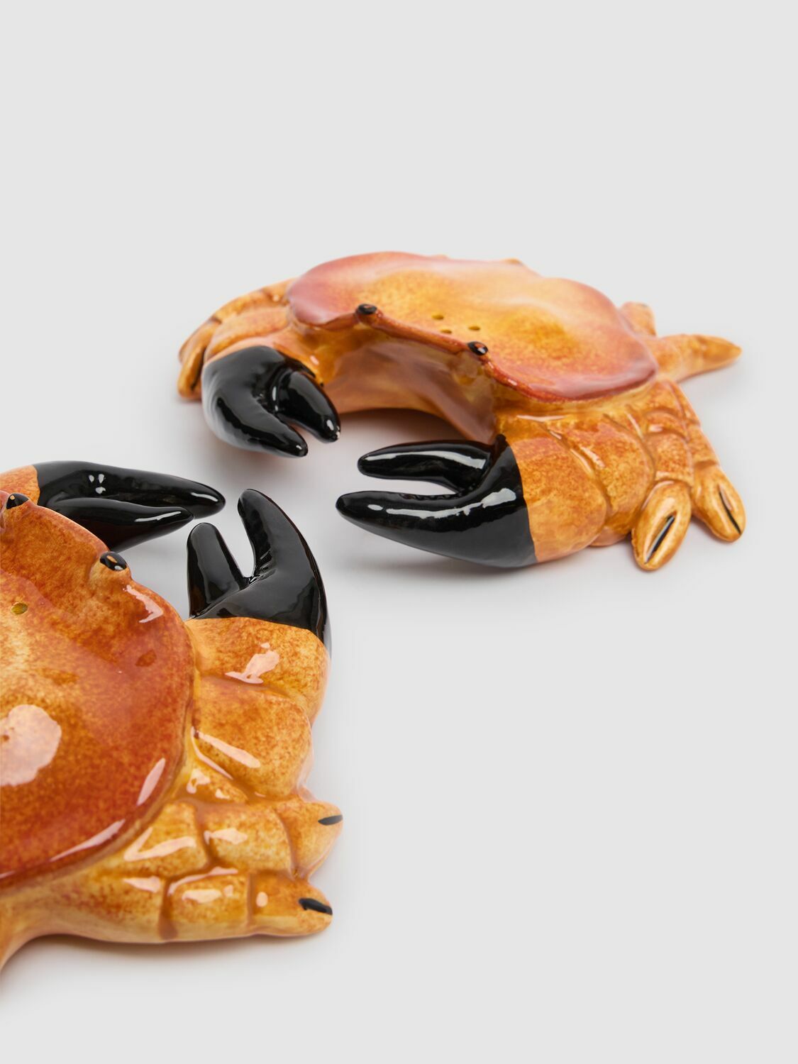 LES OTTOMANS Crab Salt & Pepper Shakers