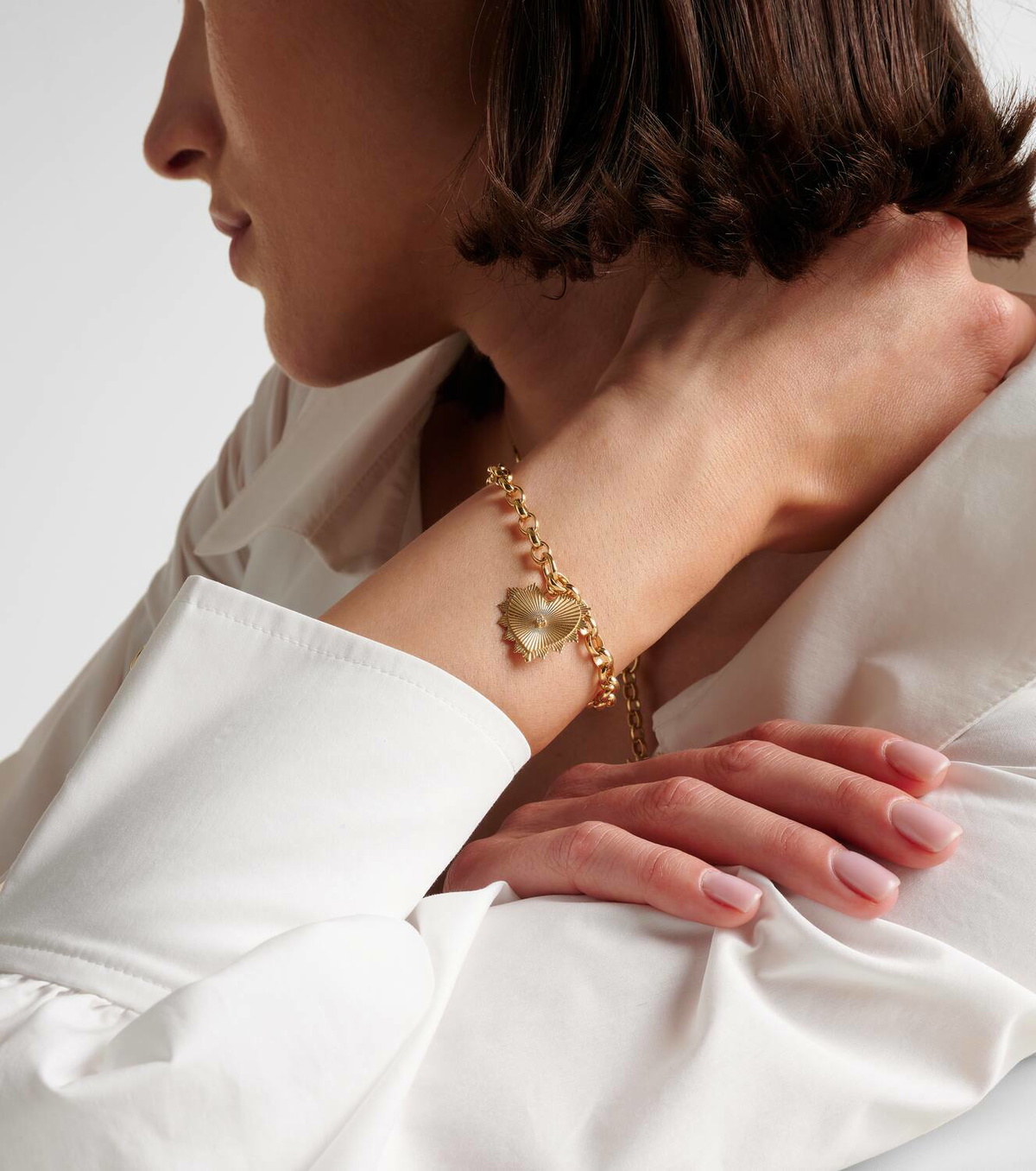 Foundrae Heart Love Medium 18kt gold chain bracelet with diamonds