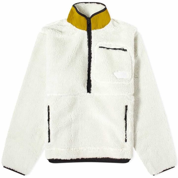 Photo: The North Face Men's Heritage Extreme Pile Pullover in Gardenia White/Sulphur Moss