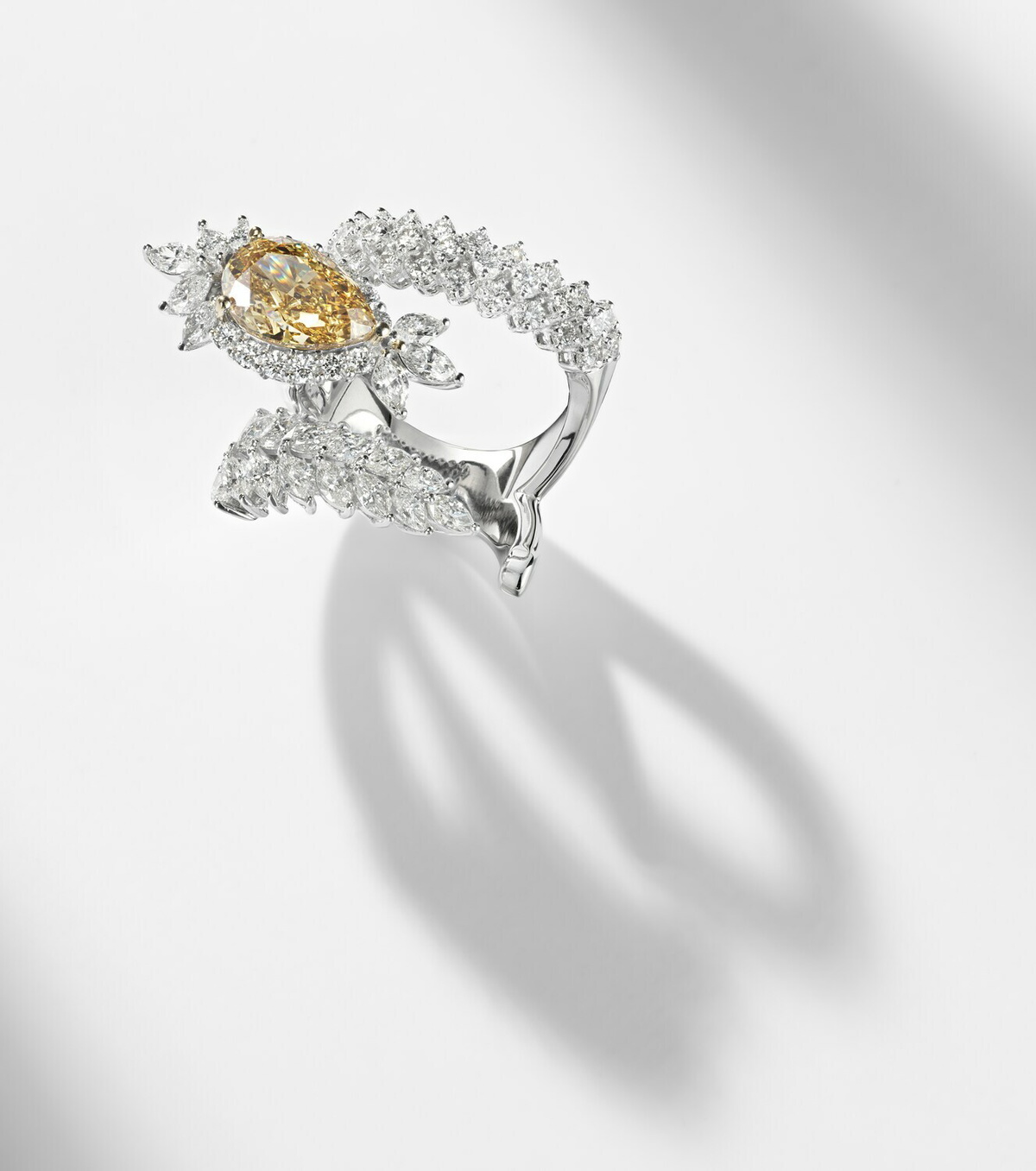 Yeprem Reign Supreme 18kt white gold ring with diamonds