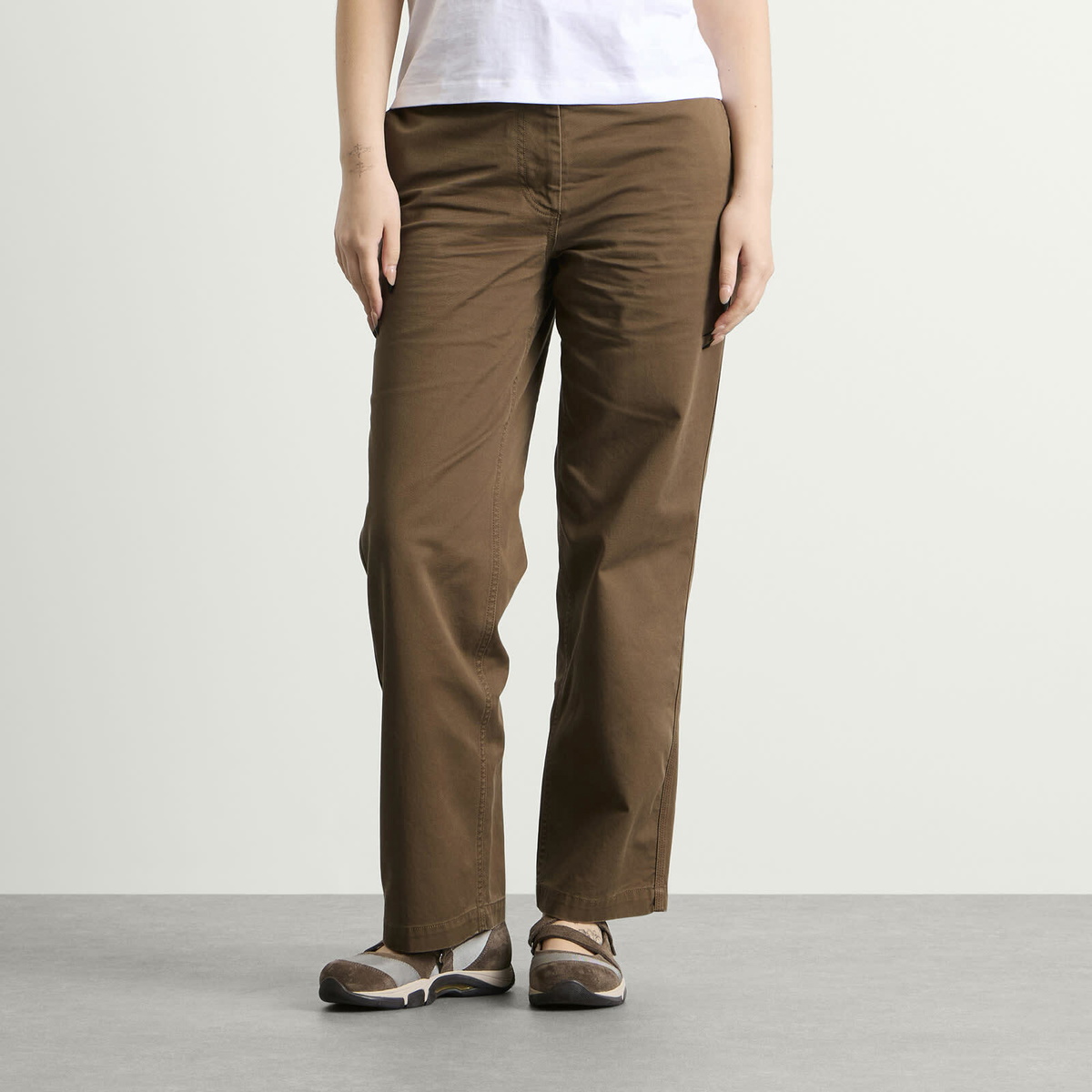 Nothing Written Women's Tabby Wide Chino Pants in Moss Brown