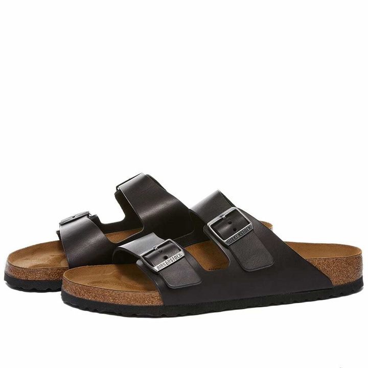 Photo: Birkenstock Men's Arizona BS in Black Vintage Wood