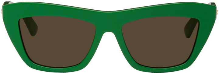 Photo: Bottega Veneta Green Cat-Eye Sunglasses