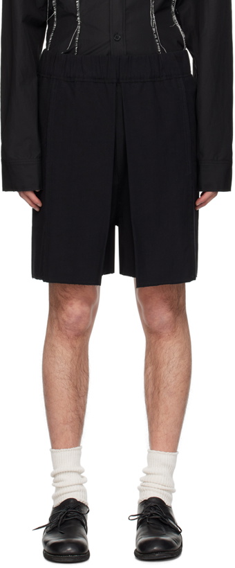 Photo: AIREI Black Pleated Shorts
