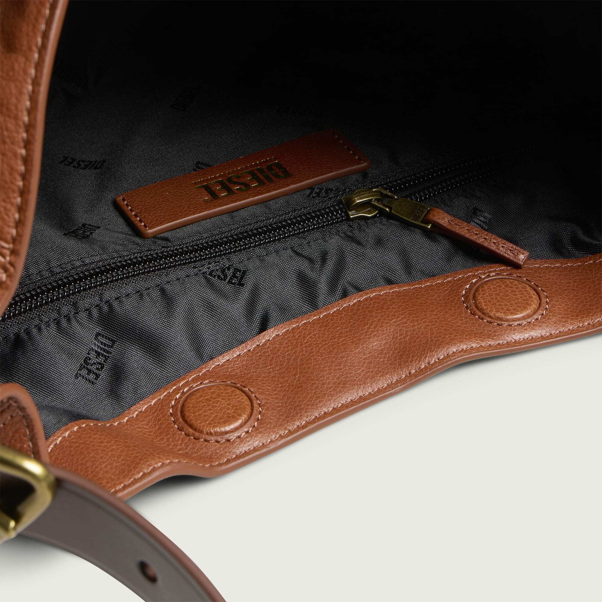 Diesel Women's D-Line Shoulder Bag in Amber Brown