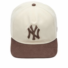 New Era New York Yankees Suede Visor 9Fifty Cap in Cream