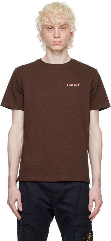 Photo: Norda Brown Printed T-Shirt
