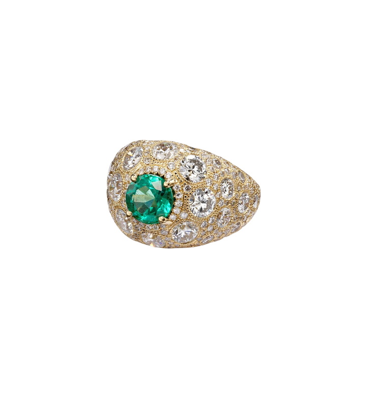 Photo: Suzanne Kalan 18kt gold ring with diamonds and emerald